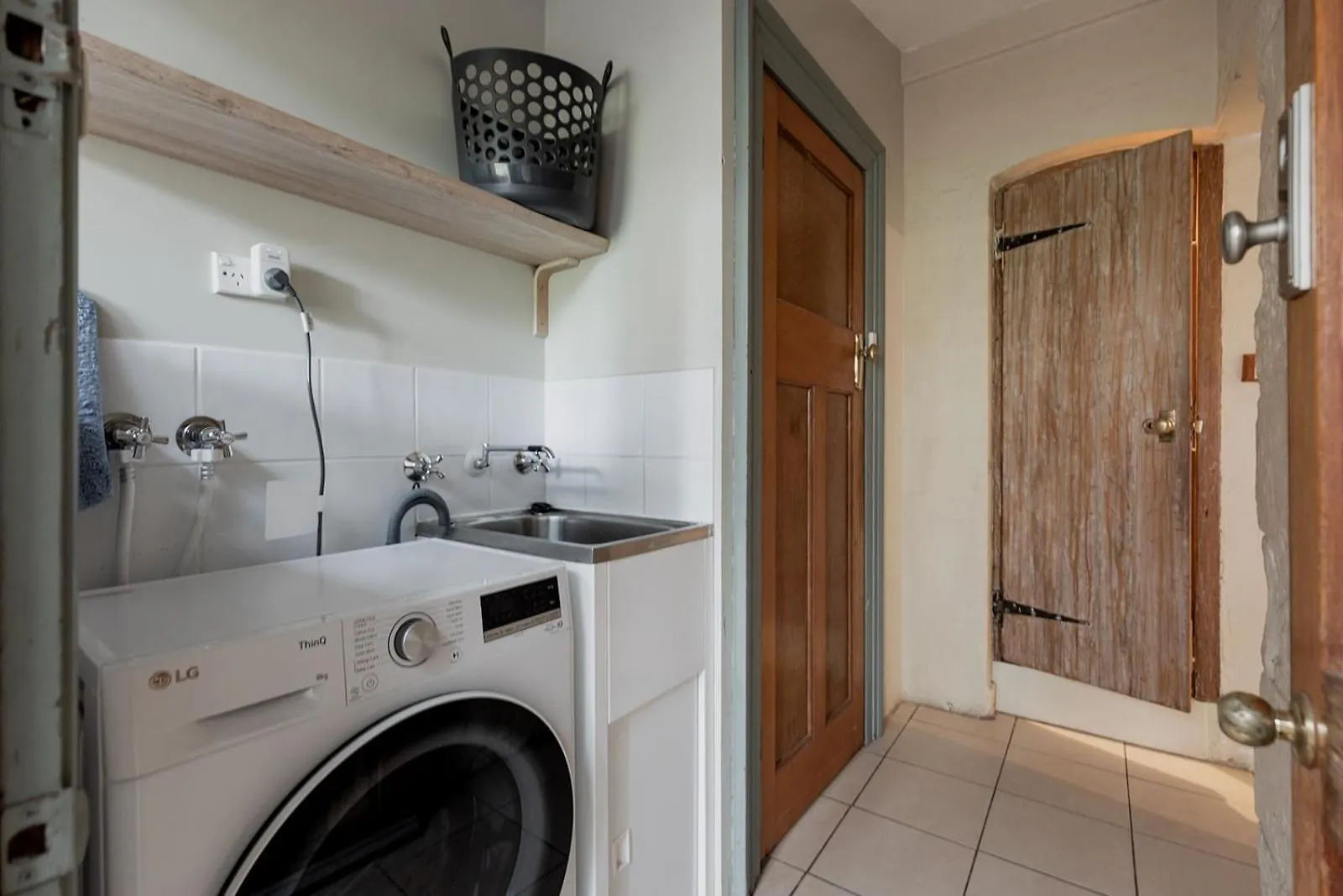 Cavell Street Cottage In West Hobart